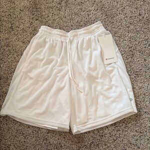 Lululemon White Athletic Mesh Shorts 8” *NEW WITH TAGS*